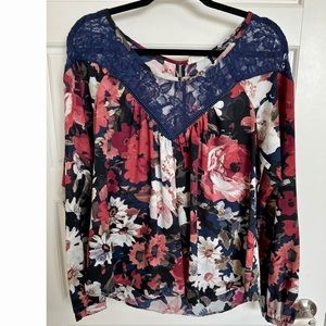 Floral Size L Blouse
